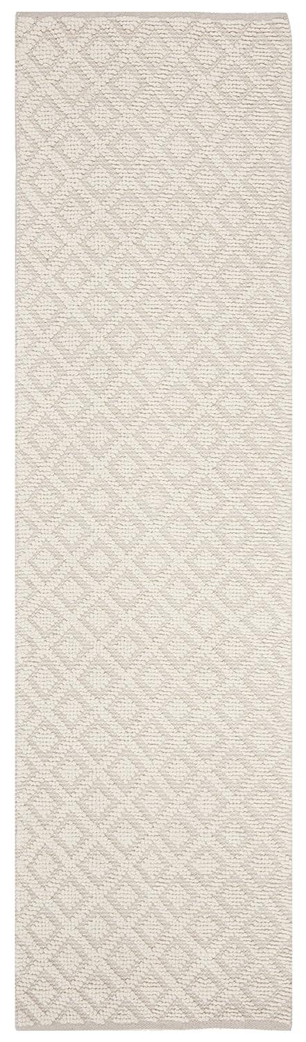Vermont VRM104 Hand Woven Indoor Runner Rug - Ivory - 2'3"x22' - Safavieh