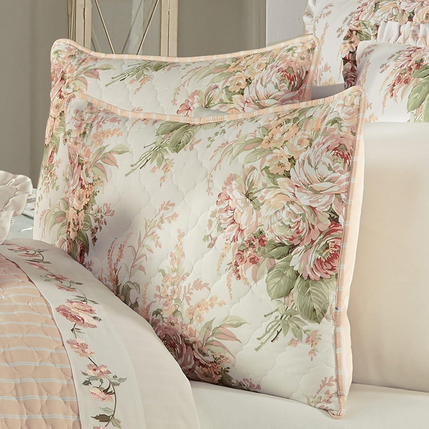 Royal Court Estelle Coral Quilt Set Full - Queen 3 Piece