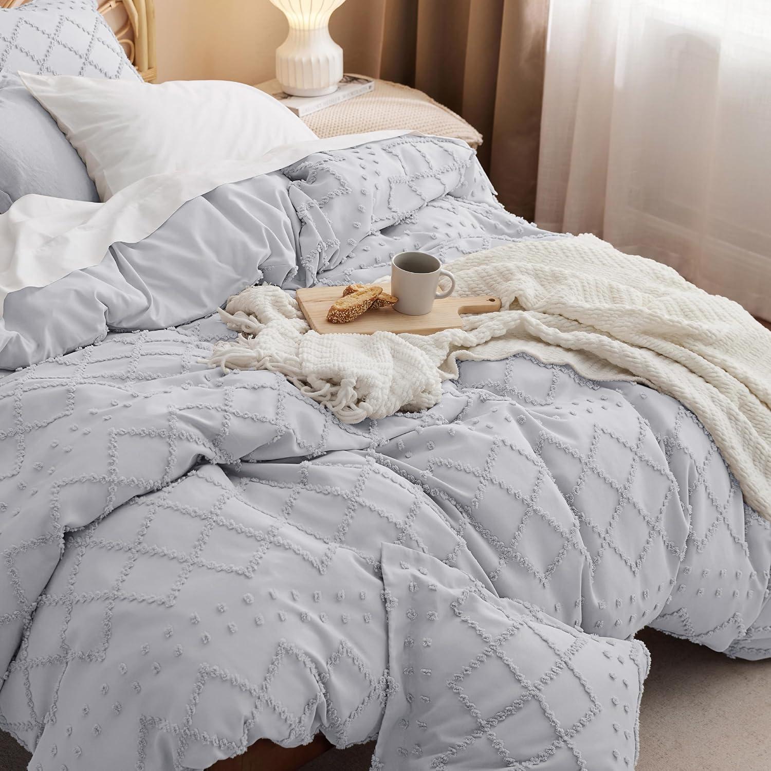 Bedsure Boho Duvet Cover King Size - Boho Bedding, Tufted King Duvet Cover for All Seasons, 3 Pieces Embroidery Shabby Chic Home Bedding,Comforter Not Included (Grey, 104" x 90")