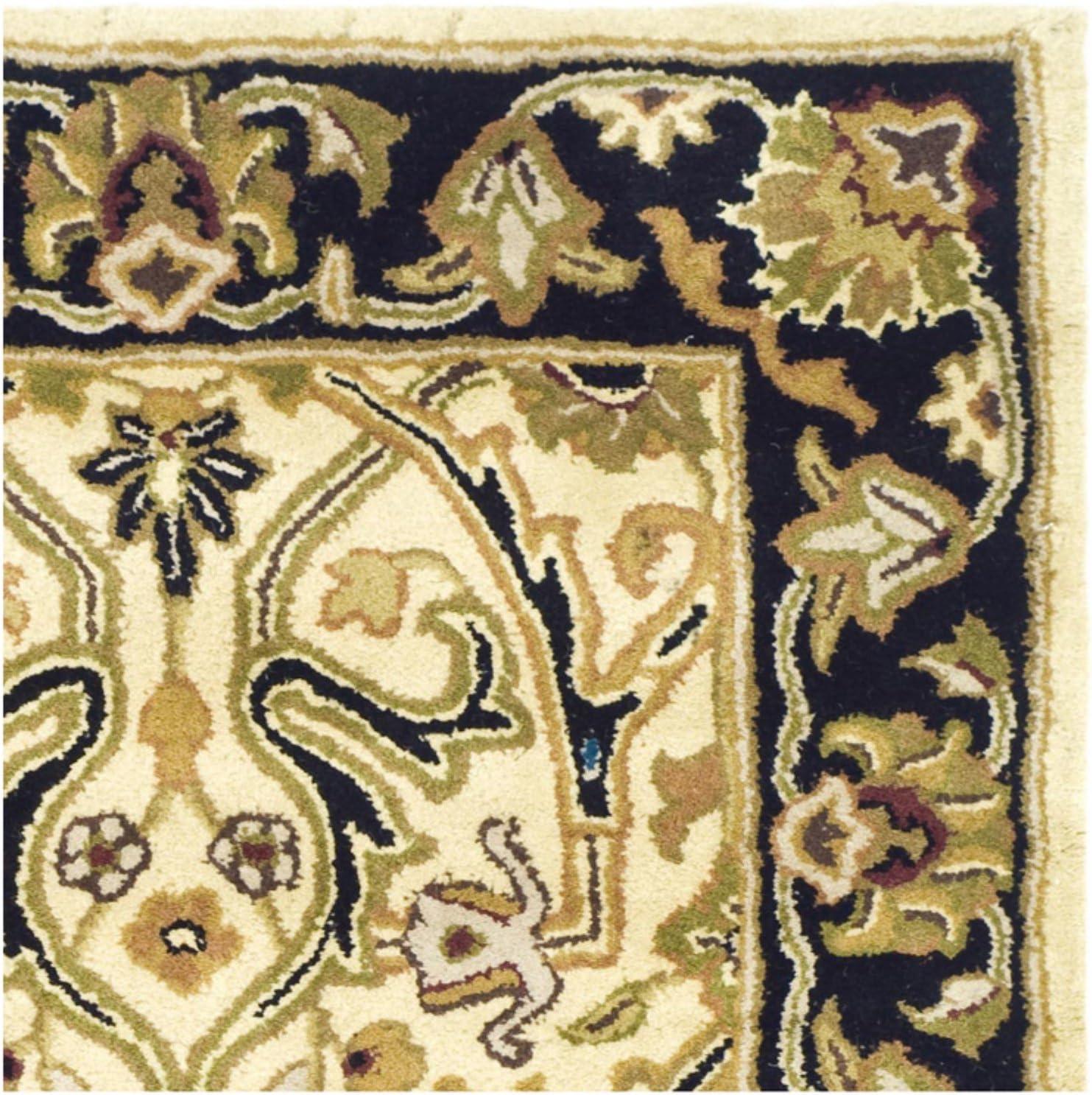 SAFAVIEH Heritage Oslo Traditional Wool Area Rug, Ivory/Black, 5' x 8'