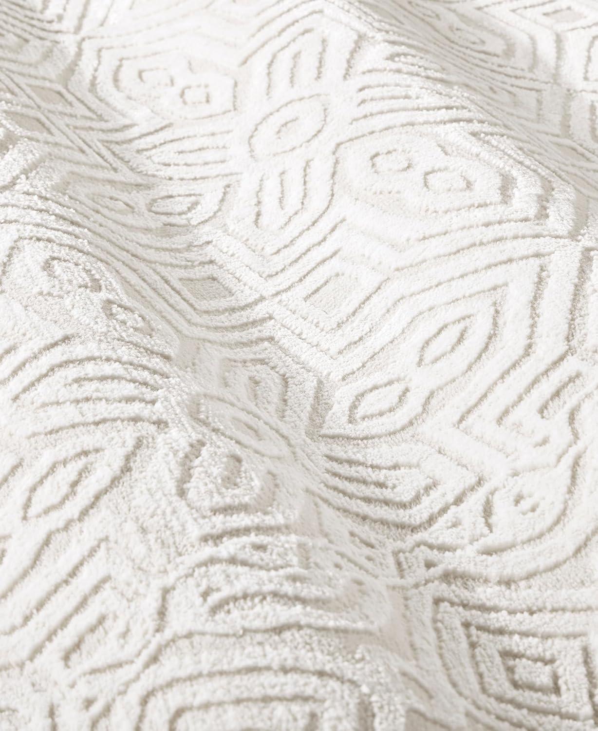 TOWN & COUNTRY LUXE Maya Medallion Indoor Area Rug with High-Low Texture, Ivory/Greige