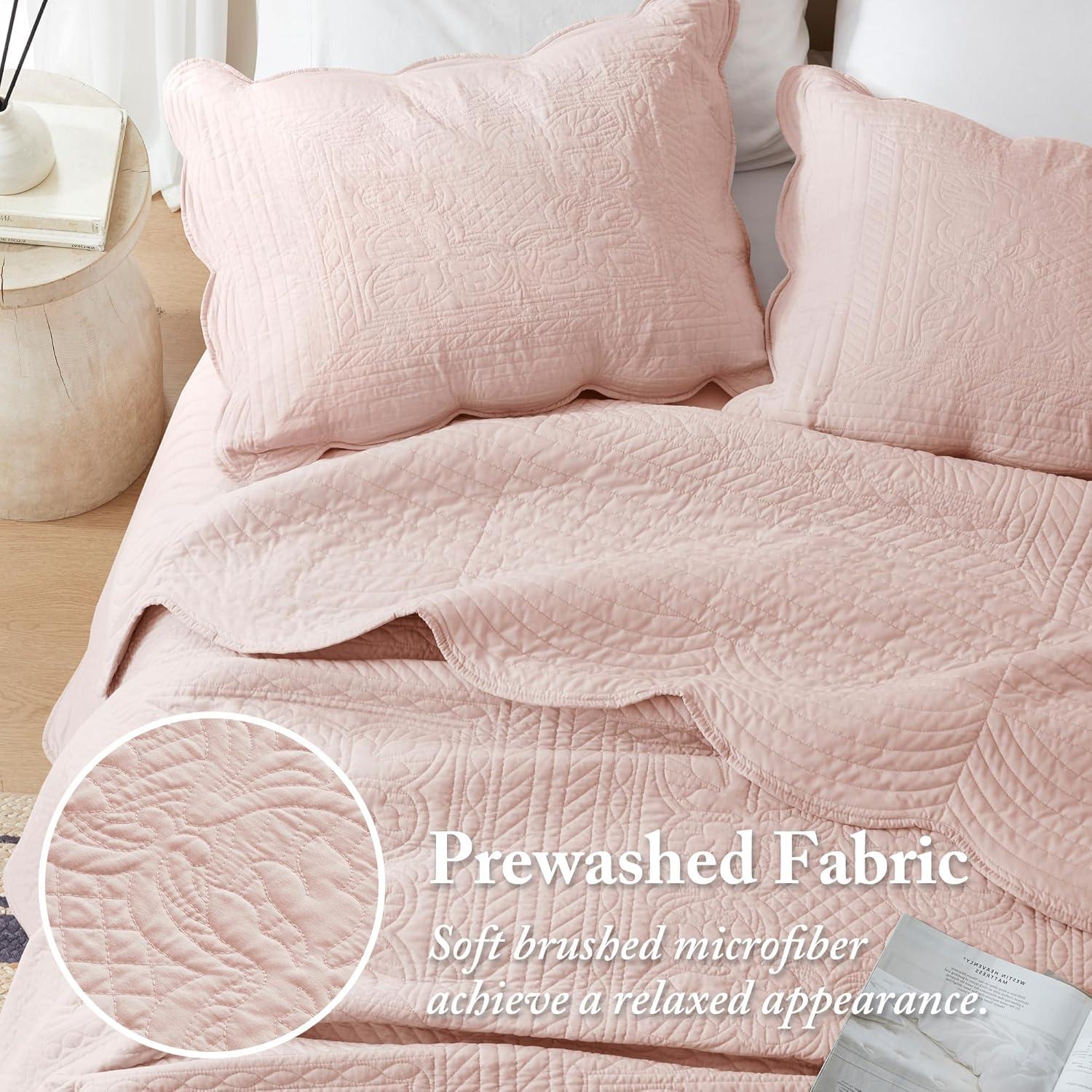 Tuscany Scalloped Edge Quilt Set