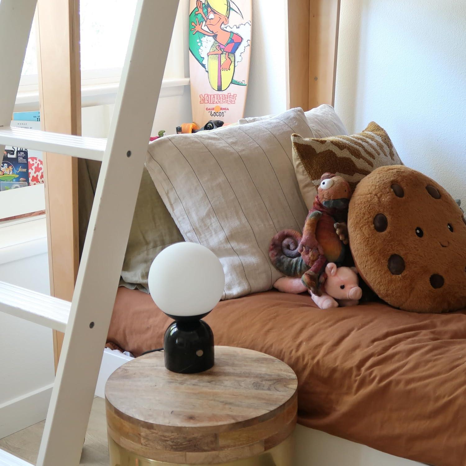 Brightech Mila 9.85 in. Mid-Century Modern Integrated LED Bedside Table Lamp