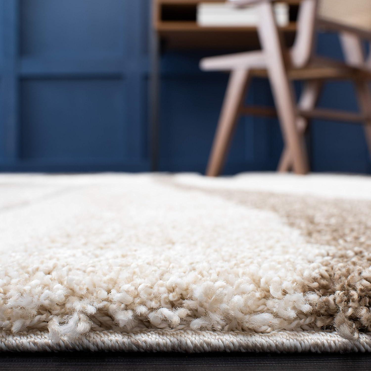 Florida Shag SG451 Power Loomed Indoor Area Rug - Cream/Dark Brown - 4'x6' - Safavieh.