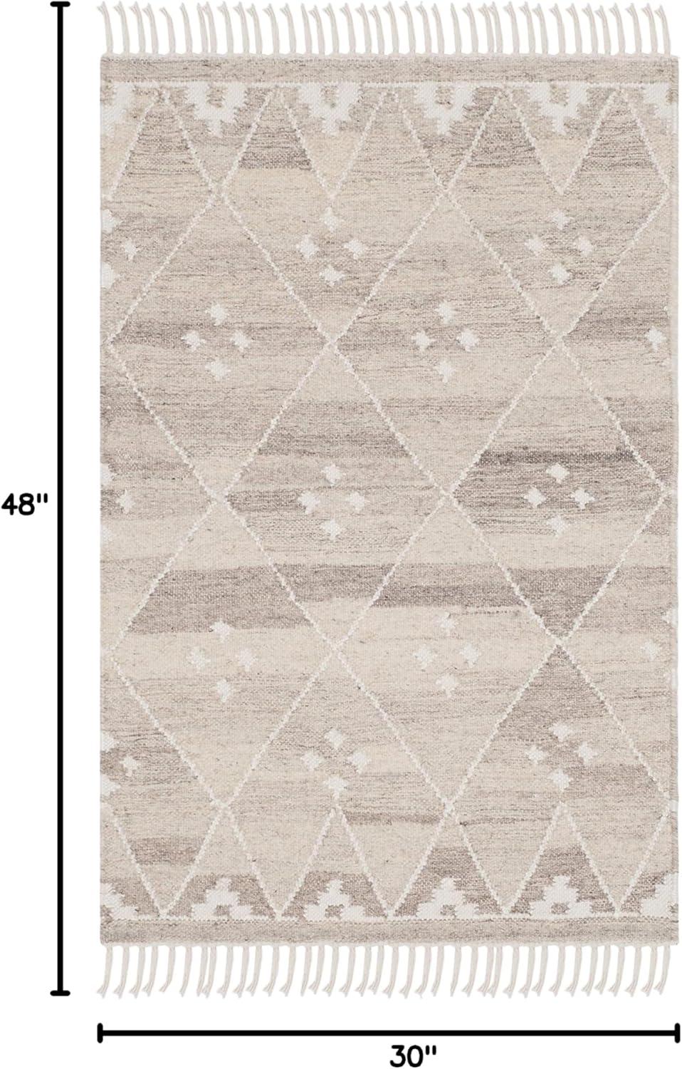 Natural Kilim NKM316 Hand Woven Accent Rug - Natural/Ivory - 2'6"x4' - Safavieh.