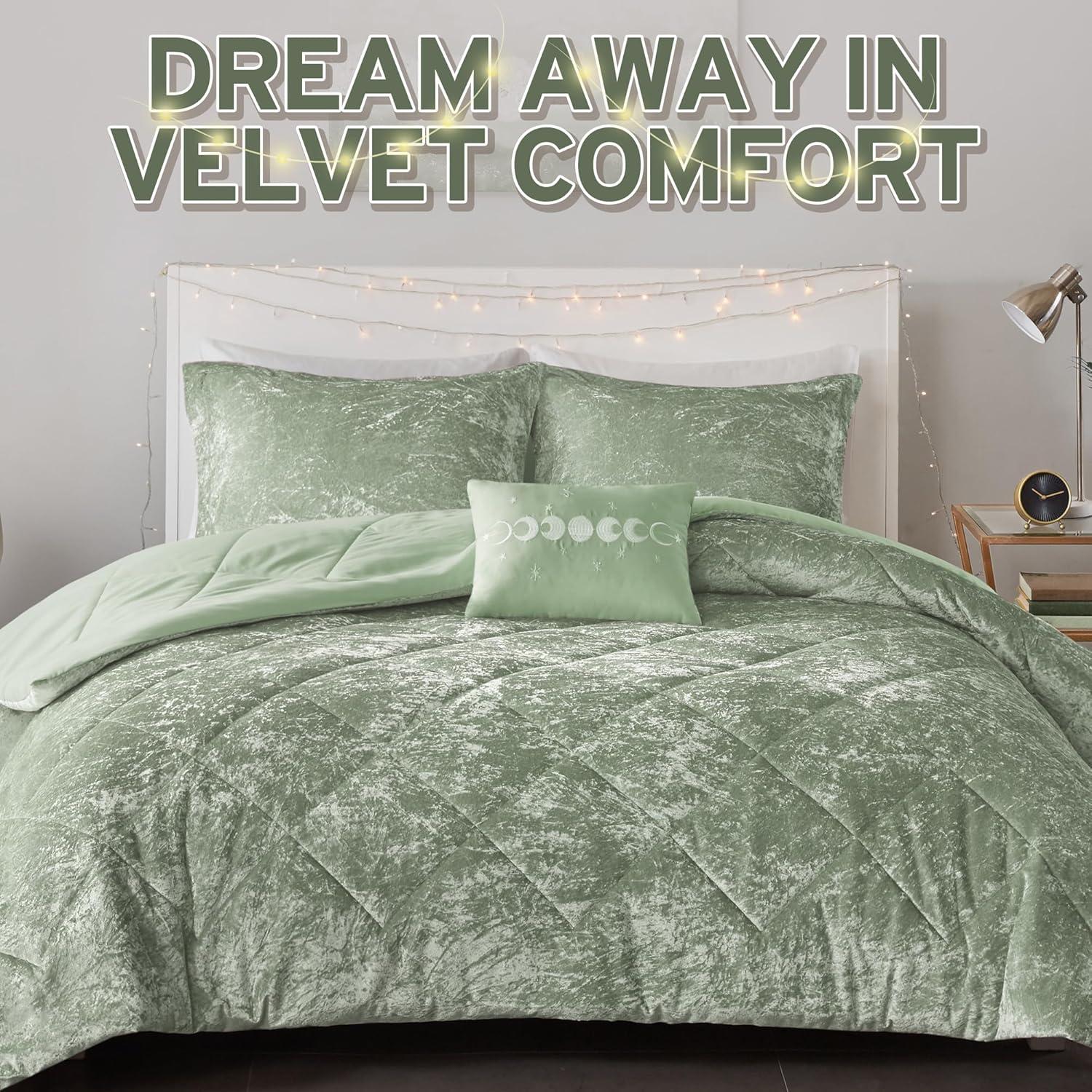 Intelligent Design Alyssa Velvet Quilted Diamond Ultra Soft Comforter Set