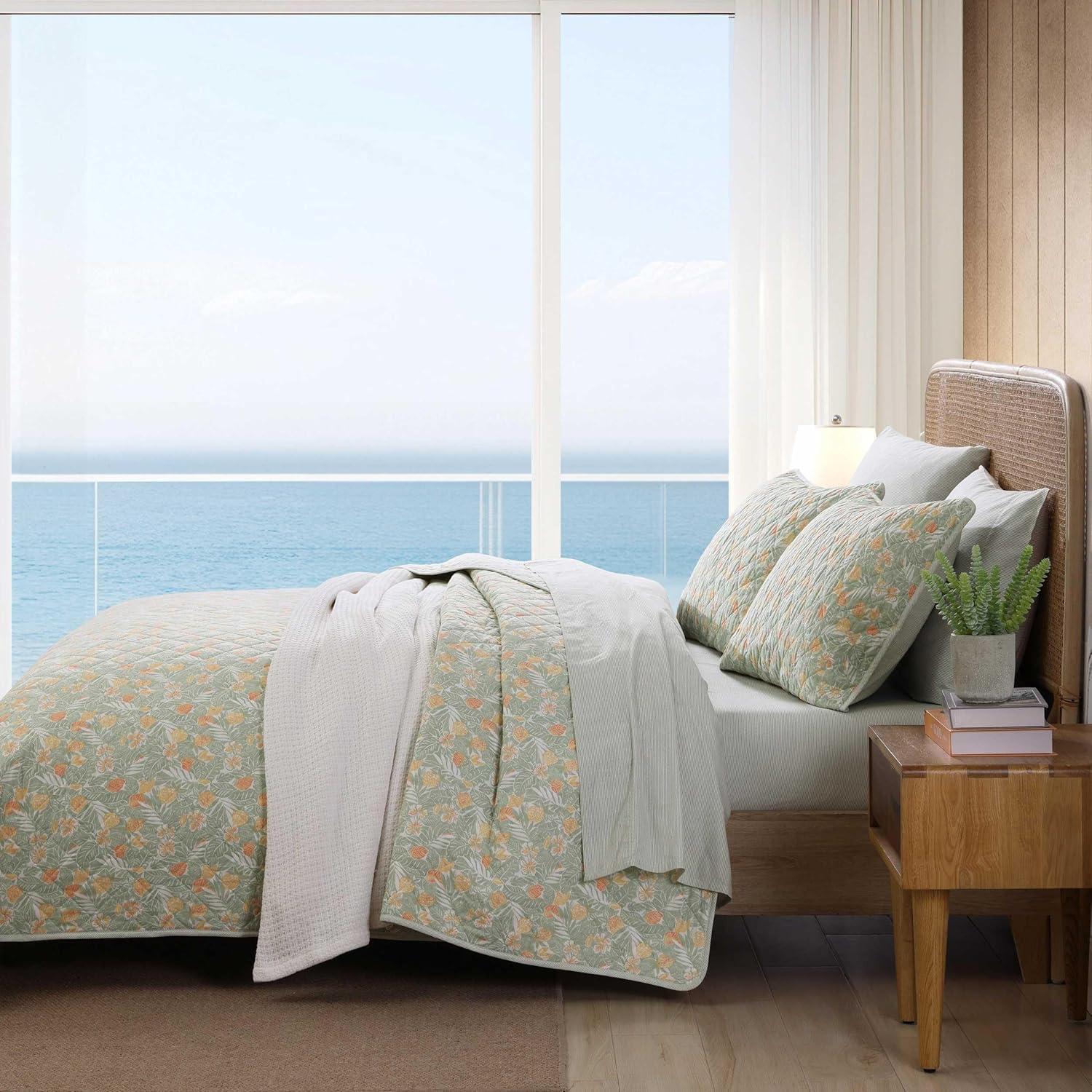 Tommy Bahama Pineapple Bloom Cotton Reversible Green Quilt Set