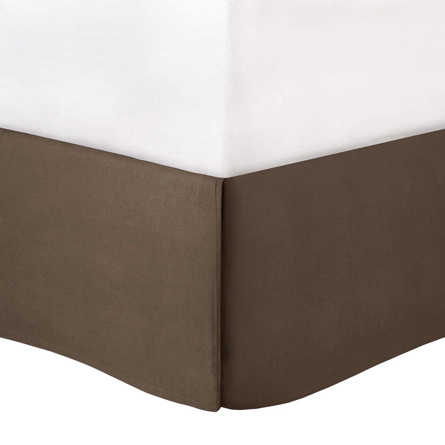 Madison Park Essentials Delaney Jacquard Traditional 24 Piece Room in a Bag