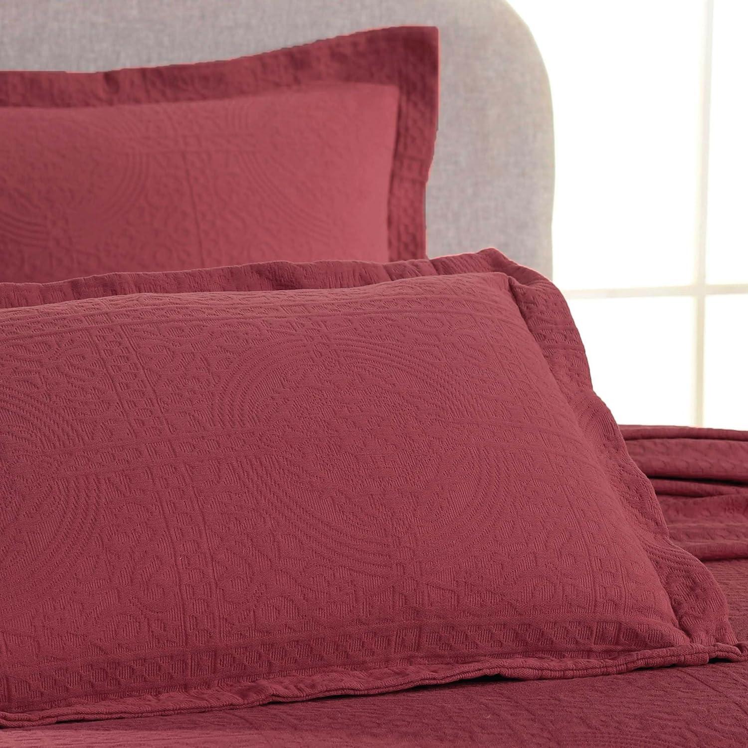 Garnet Floral Cotton Twin Bedspread Set with Pillowsham