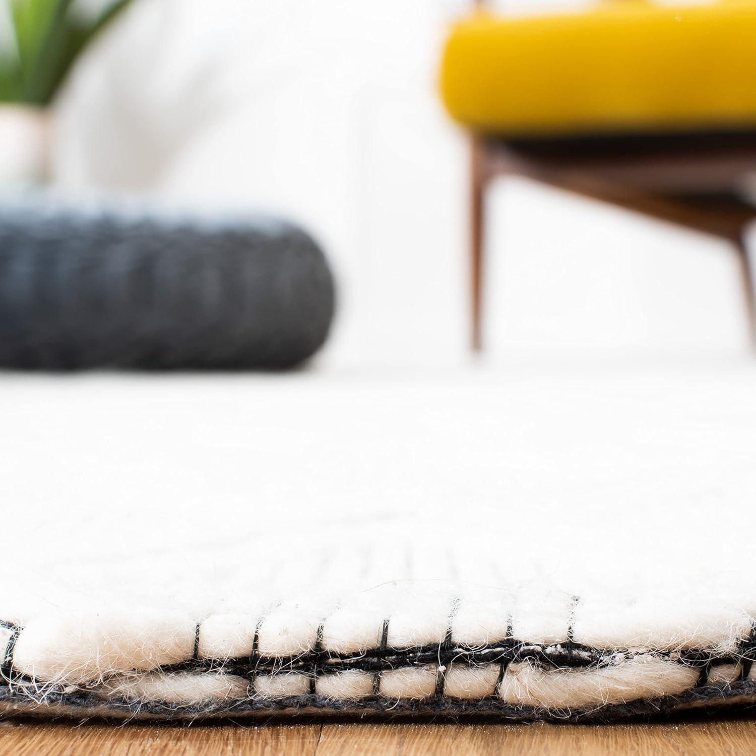 Marbella MRB321 Hand Woven Indoor Runner Rug - Ivory/Black - 2'3"x9' - Safavieh