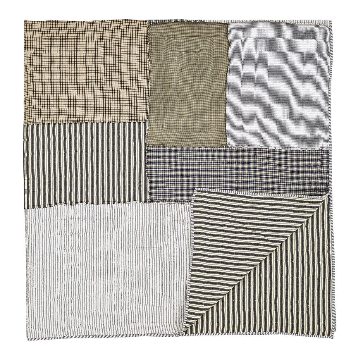 Ashmont Farmhouse / Country Cotton Patchwork Quilt
