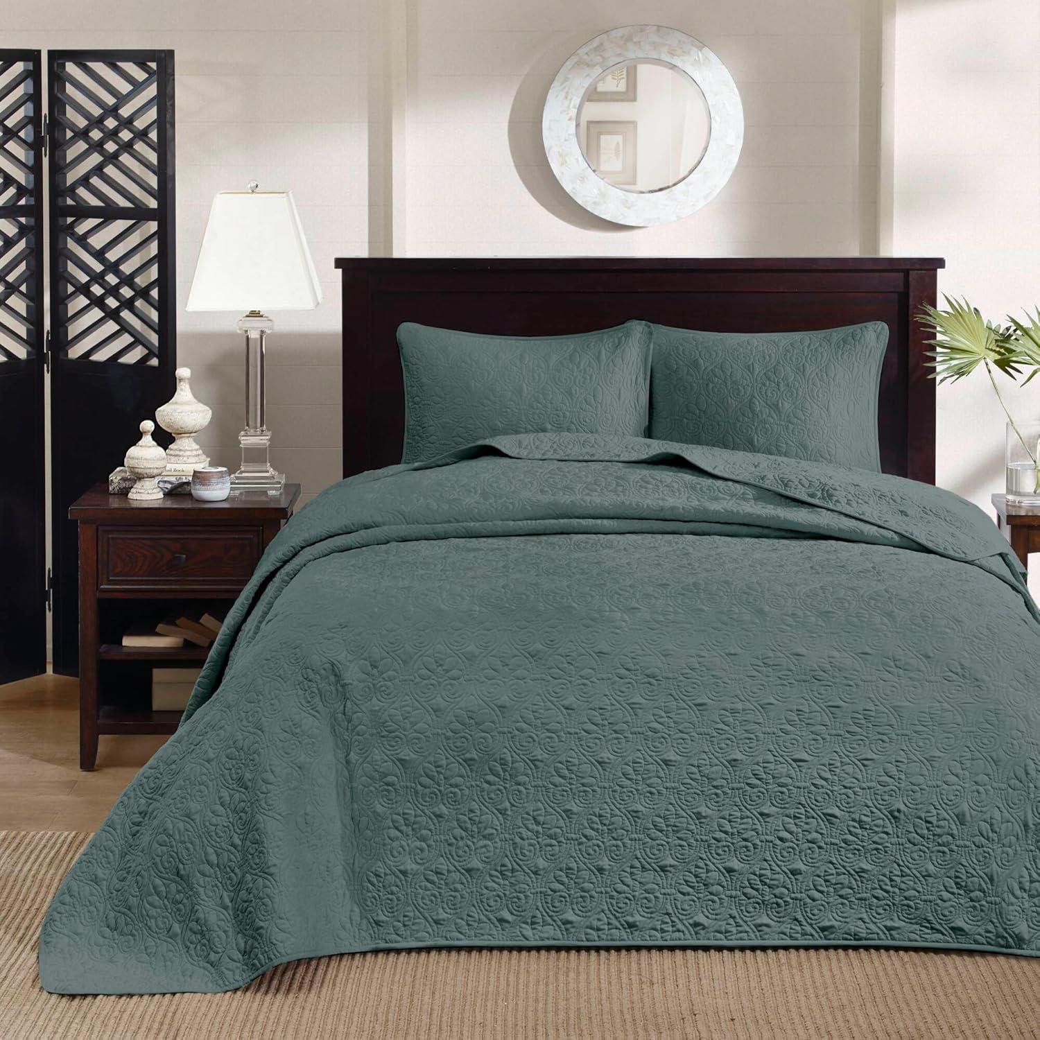 Madison Park Bedspread Set Reversible Damask Quilted Oversized Coverlet, Cotton-Filled Quilts Queen Oversized, All Season, Lofty & Warm Bedspread, Quebec, Queen Balsam Green 3 Piece