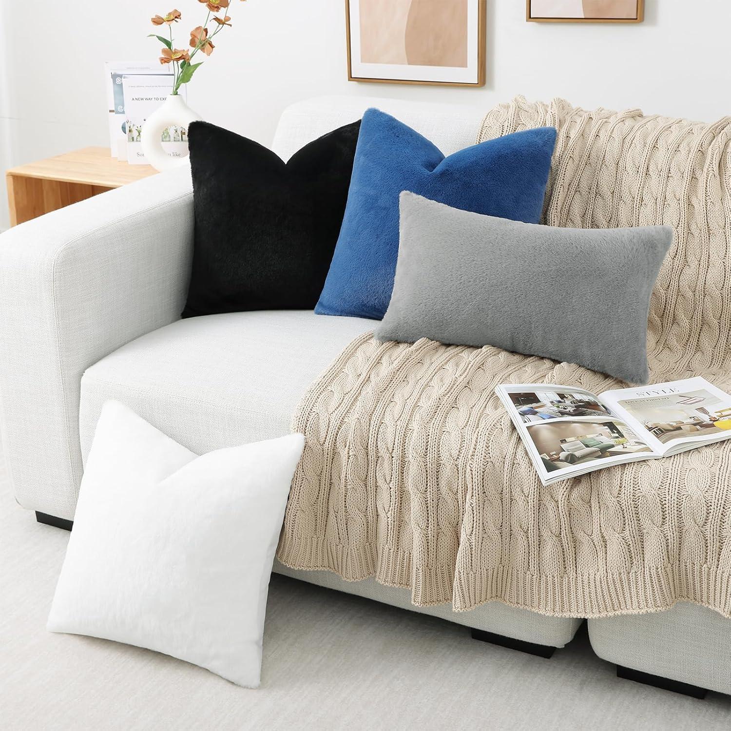 PAVILIA Set of 2 Throw Pillow Covers, Decorative Velvet Square Cushion Cases for Bed Sofa Couch Bedroom Living Room, Navy Blue/20 x 20
