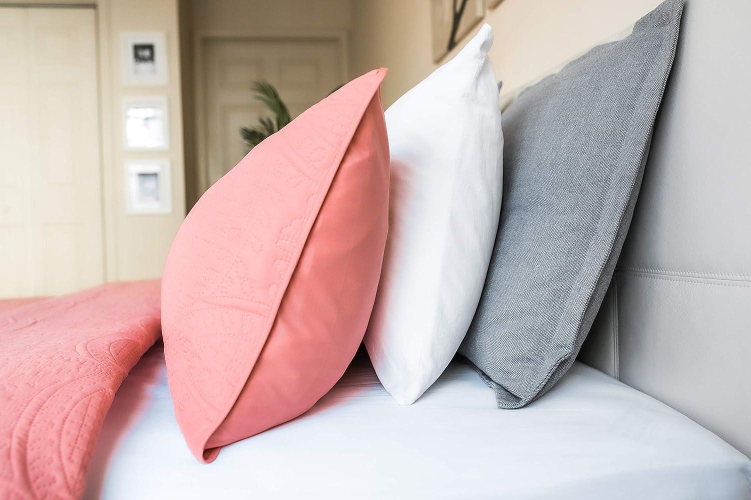 Mezzati Prestige Bedspread Coverlet Set - Soft Brushed Microfiber Comforter Bedding Cover, 3-Piece Quilt Set (Queen/Full, Coral Rose)