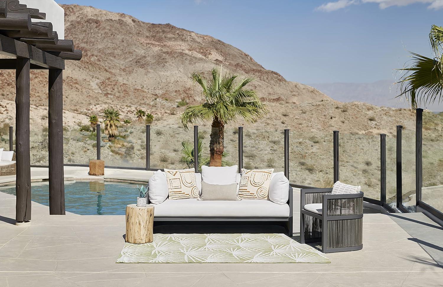 Novogratz Villa Floral Green/White Indoor / Outdoor Area Rug