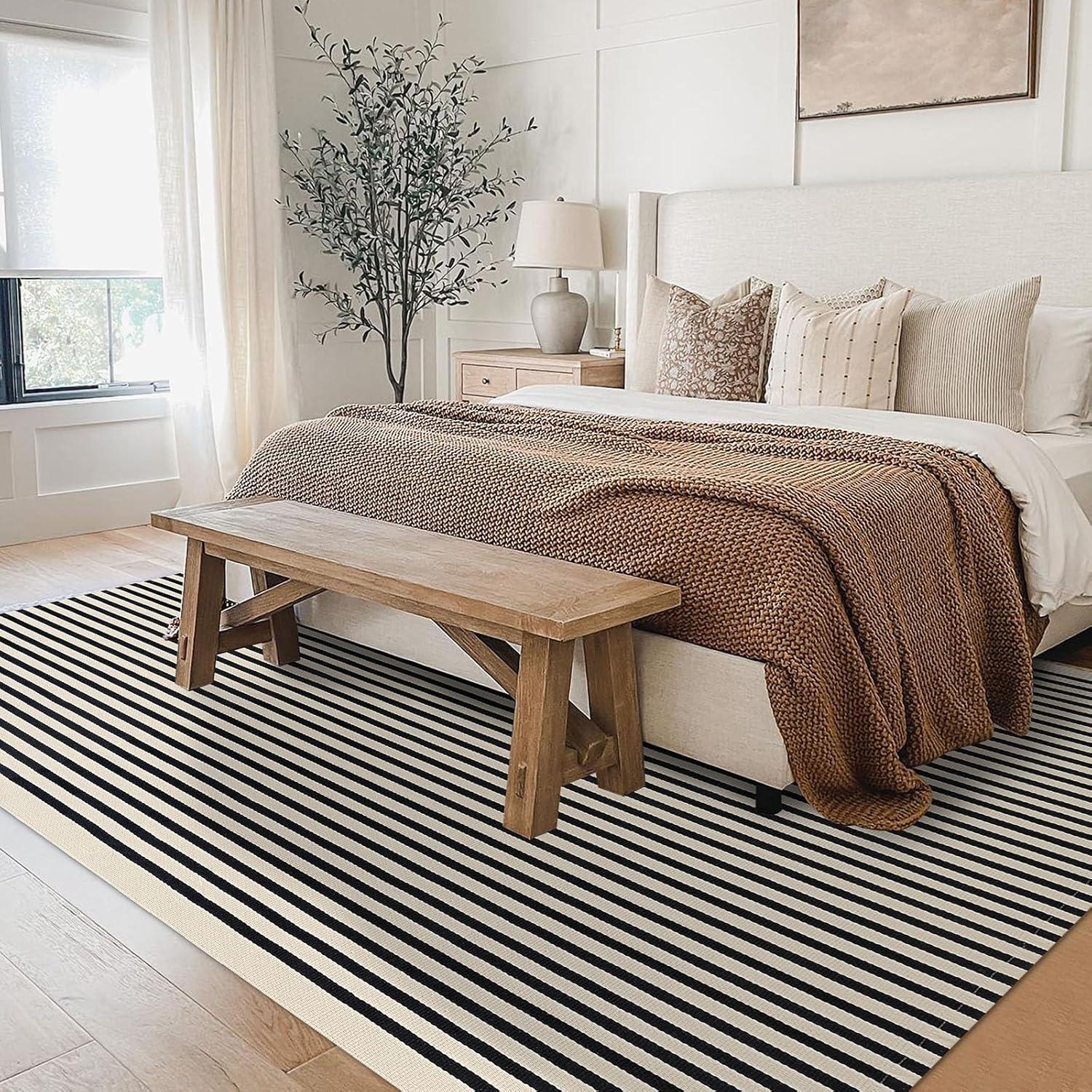 IOHOUZE Navy and White Striped Rug 2'x3' Front Door Rugs, Small Washable Area Rug for Front Porch, Spring Summer Doormats Outdoor Indoor, Cotton Rugs for Entryway Porch Entrance
