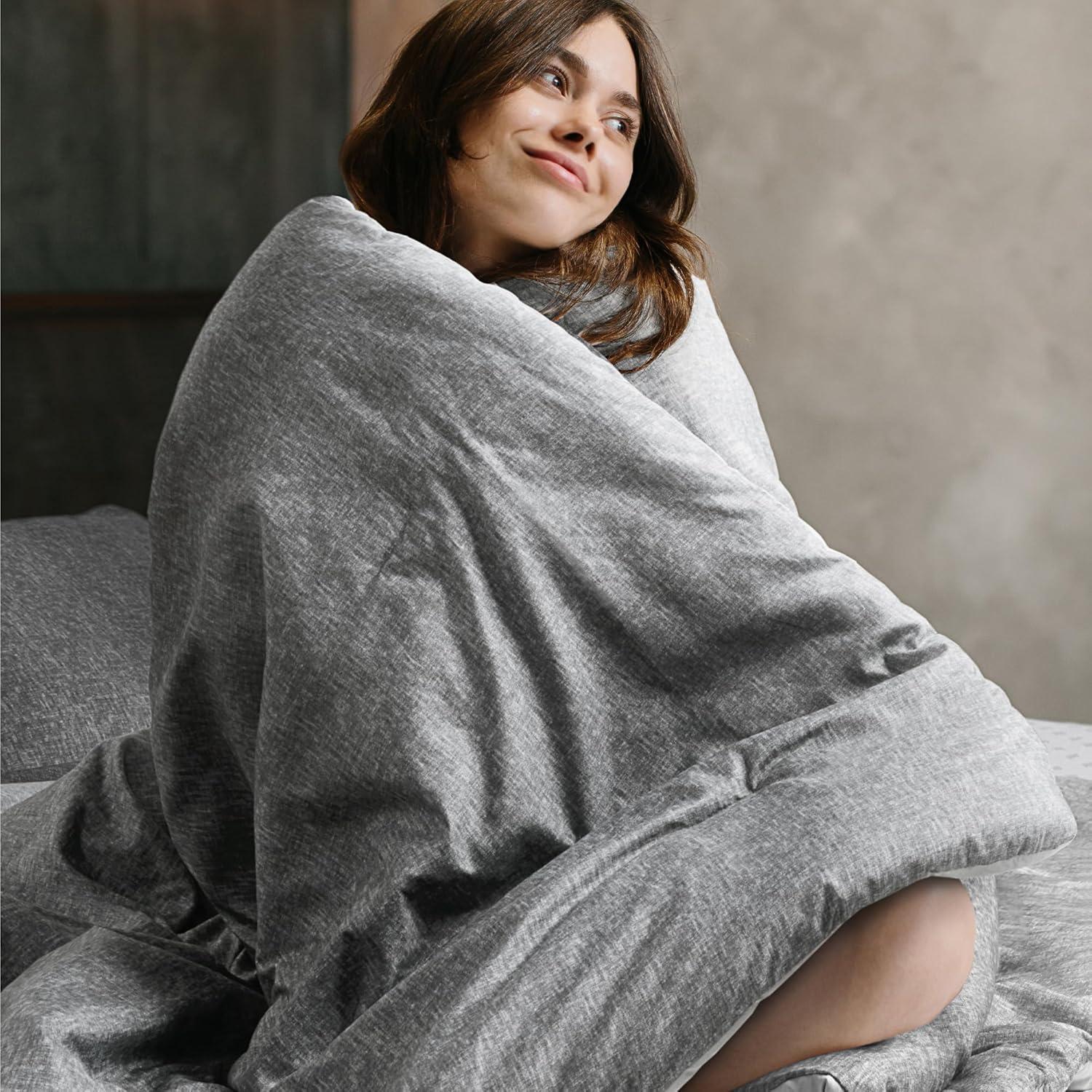 Lightweight Grey Comforter for Queen Size and Full Size Bed, Modern Chambray Bedding Set, Including 1 Comforter and 2 Pillow Shams