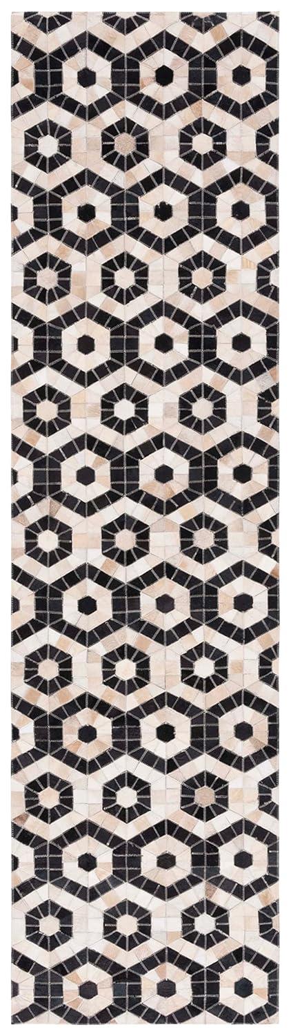 Studio Leather STL234 Flat Weave Runner Rug - Black/Beige - 2'3"x9' - Safavieh