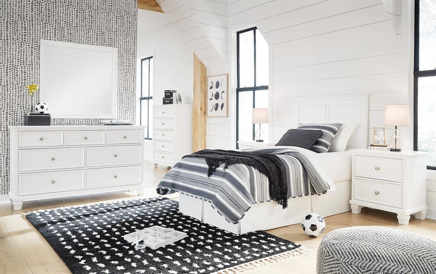 Fortman White Chest of Drawers