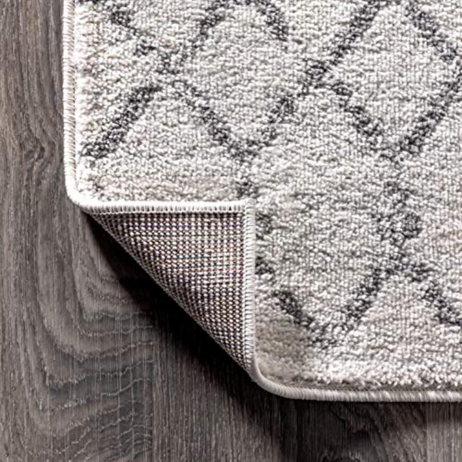 JONATHAN Y Moroccan inspired HYPE Boho Vintage Diamond Cream/Gray 3 ft. x 5 ft. Area Rug
