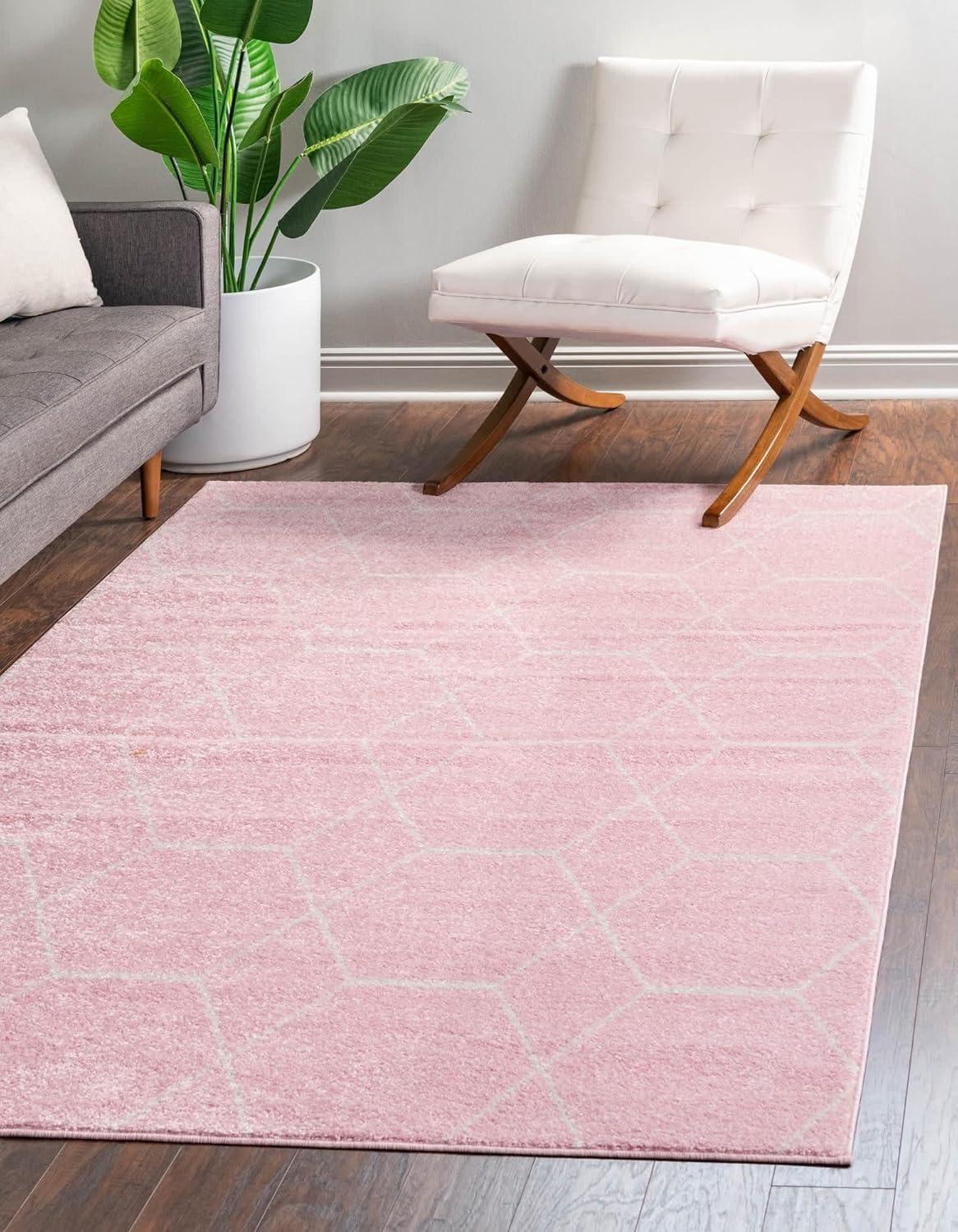 Light Pink Lattice Frieze 10' x 14' Synthetic Area Rug