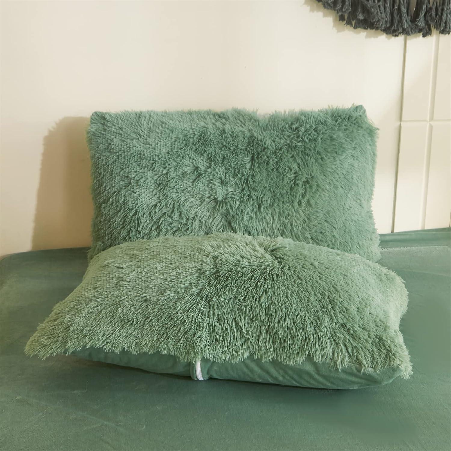 LIFEREVO 3 Pieces Luxury Plush Shaggy Faux Fur Duvet Cover Set(1 Fluffy Fuzzy Comforter Cover + 2 Pompoms Fringe Quilted Pillow Shams) Furry Bed Set, Zipper Closure, Queen Size, Dark Green