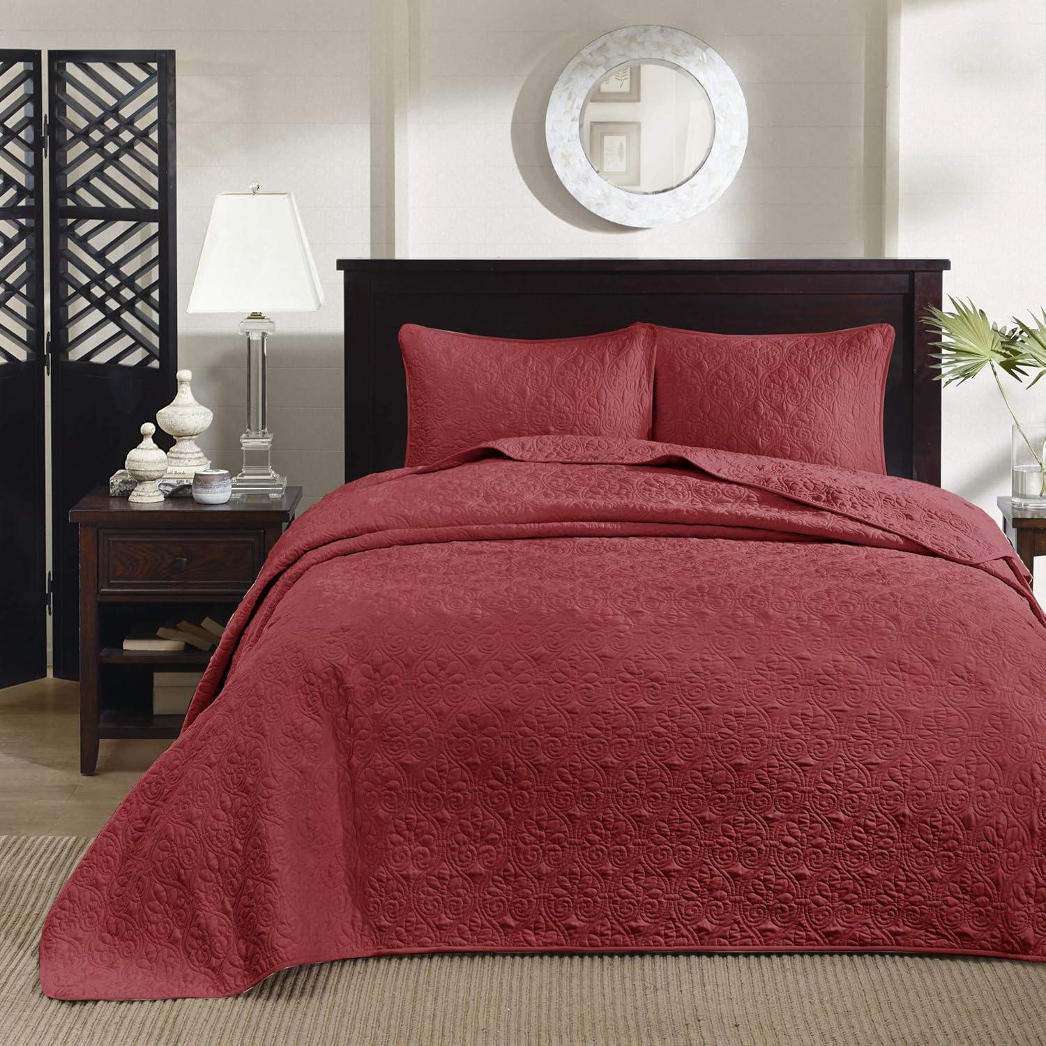 Quebec Reversible Coverlet Set