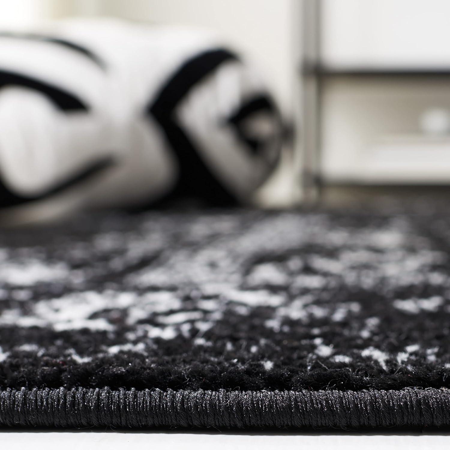 Adirondack ADR109 Machine Made Indoor Accent Rug - Black/Ivory - 3'x5' - Safavieh