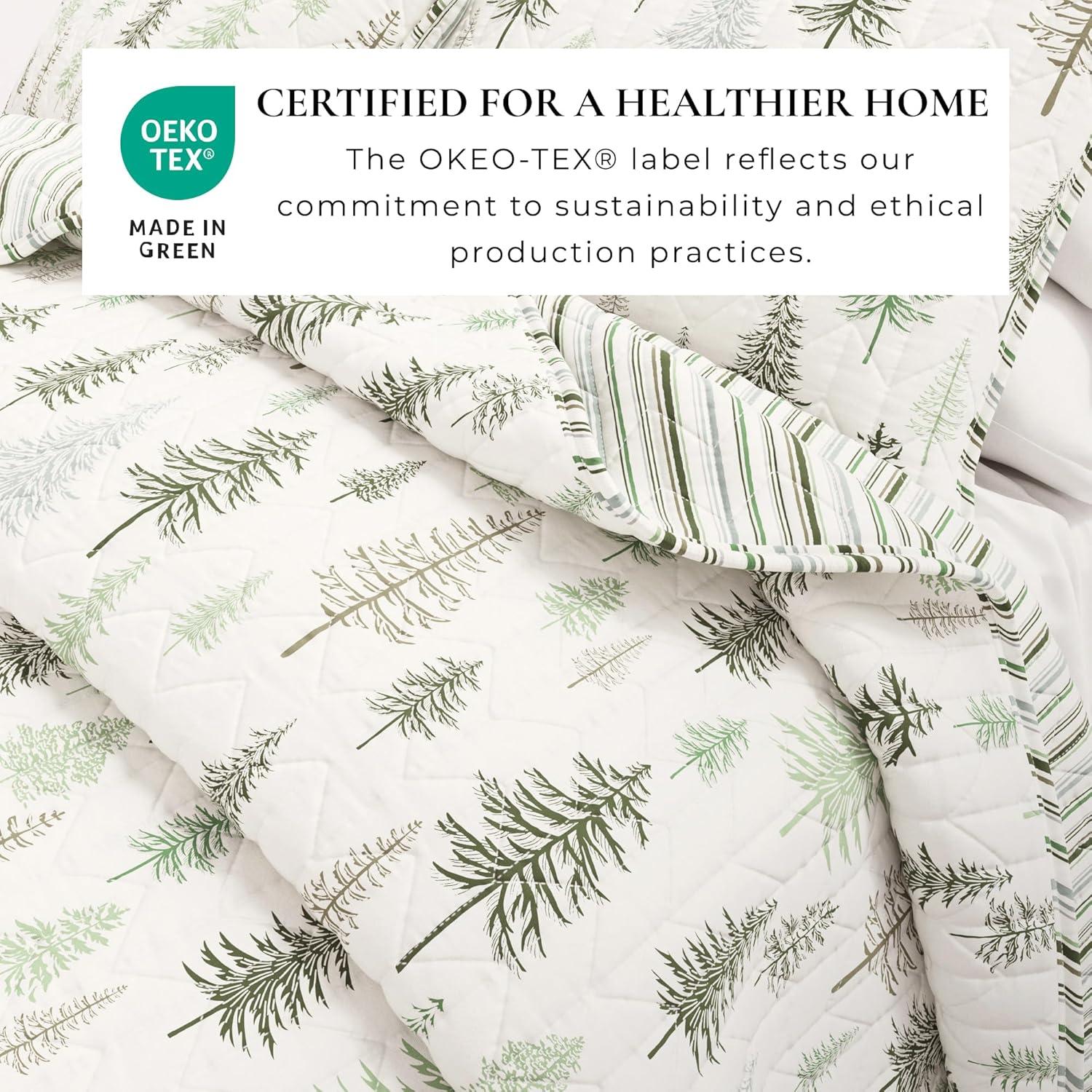 FreshFolds Green Forest Reversible Lodge Quilt Set with Shams