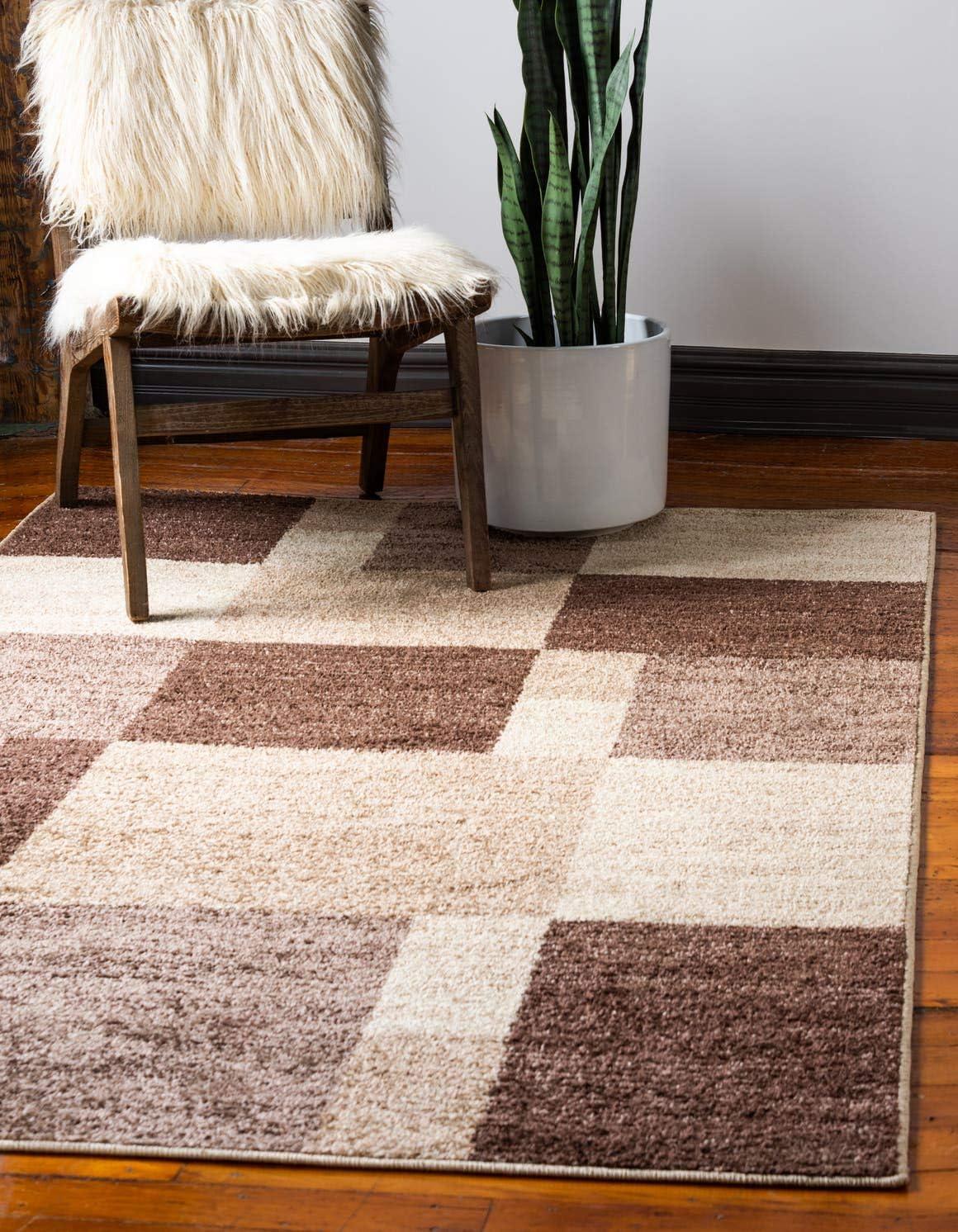 Light Brown Geometric Rectangular Stain-Resistant Indoor Rug