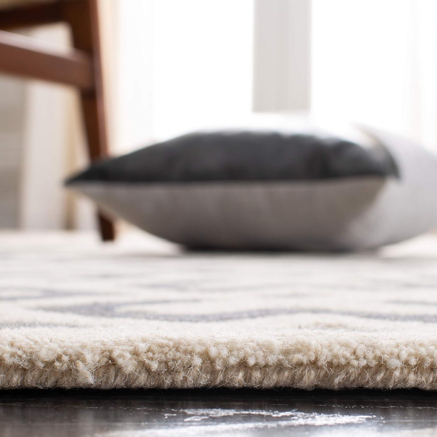 SAFAVIEH Chatham Jackson Geometric Wool Area Rug, Dark Grey/Ivory, 8' x 10'