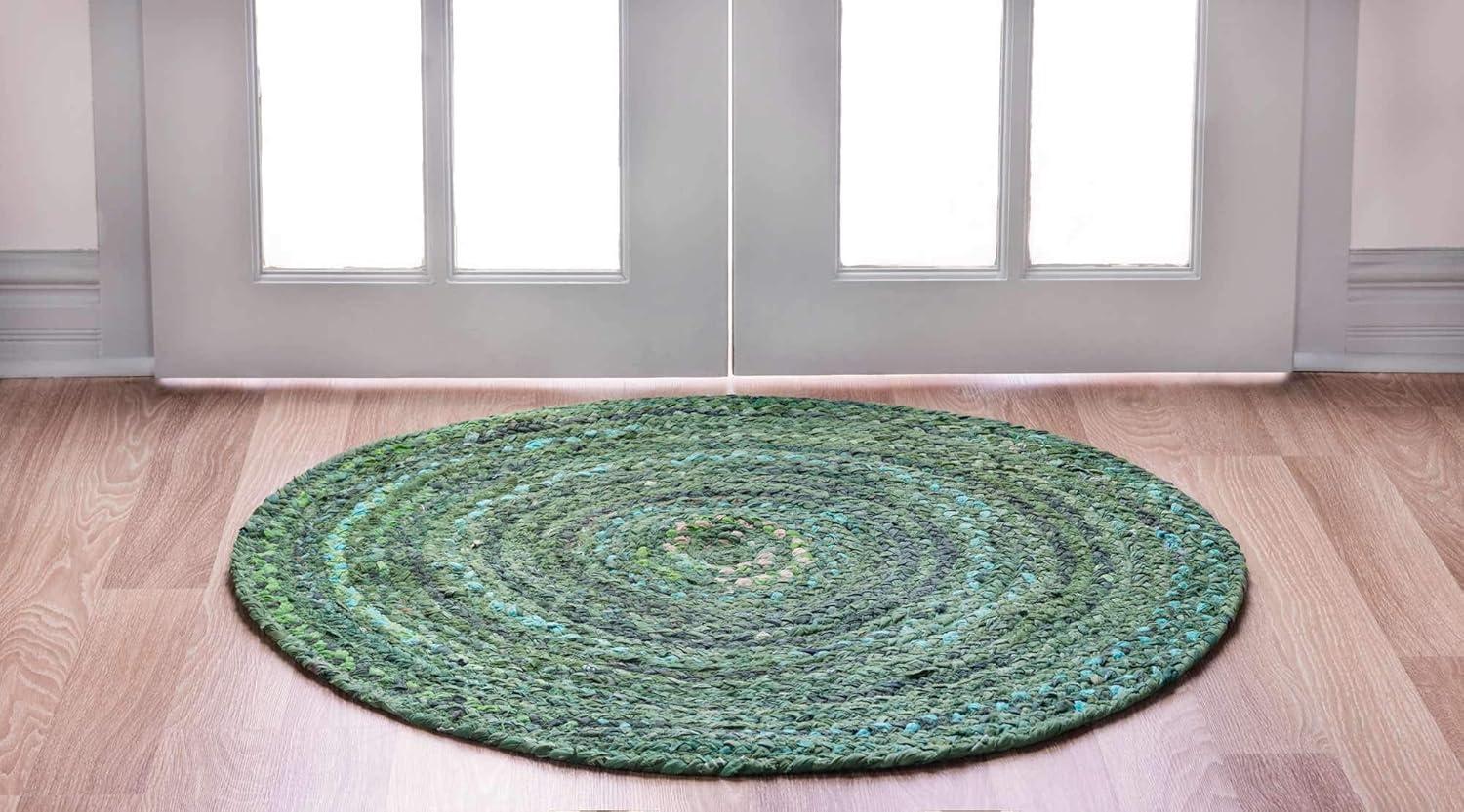 Unique Loom Braided Chindi Collection Area Rug - Layer (8' Round Green/Hunter Green)