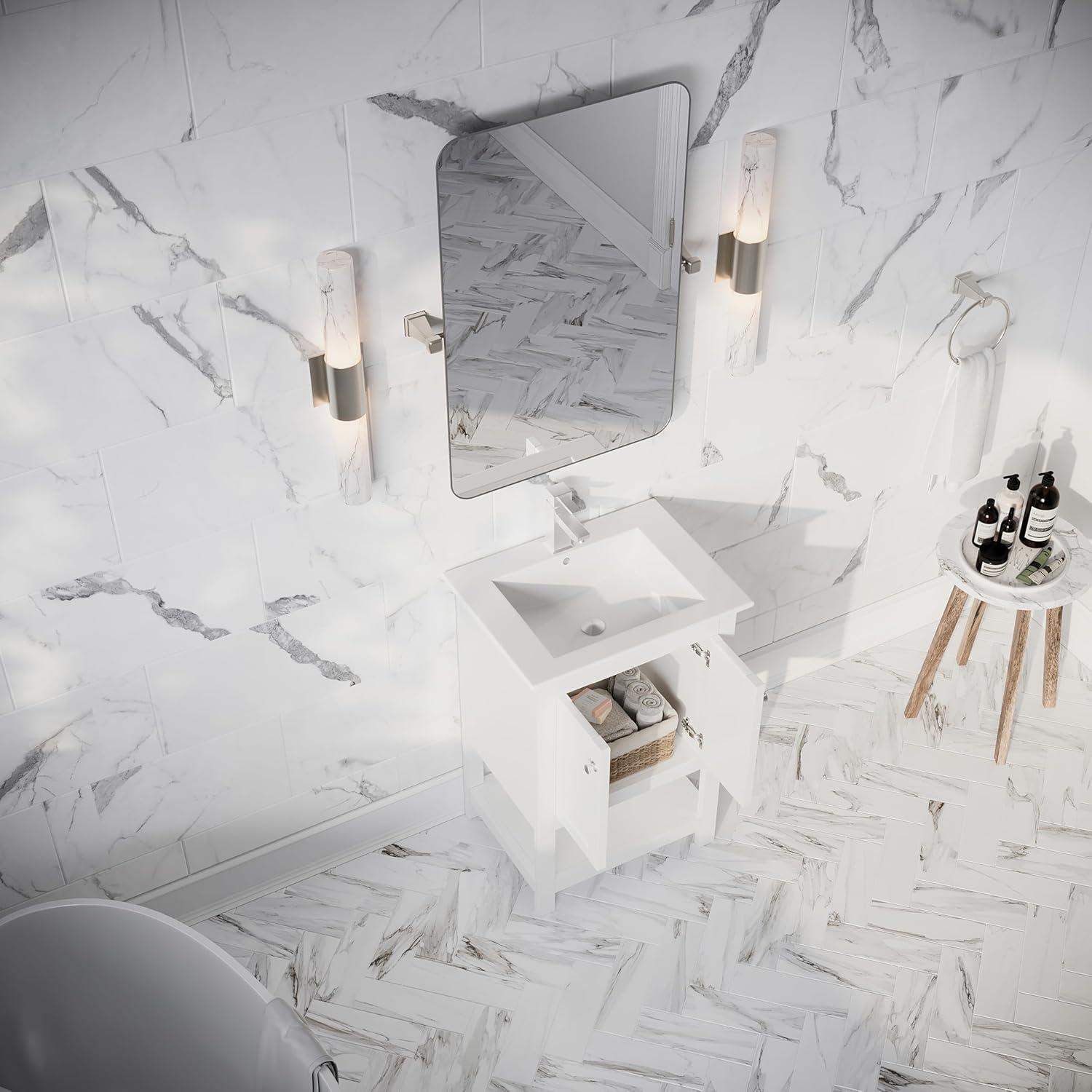 Fresca Manchester 24" White Traditional Bathroom Vanity