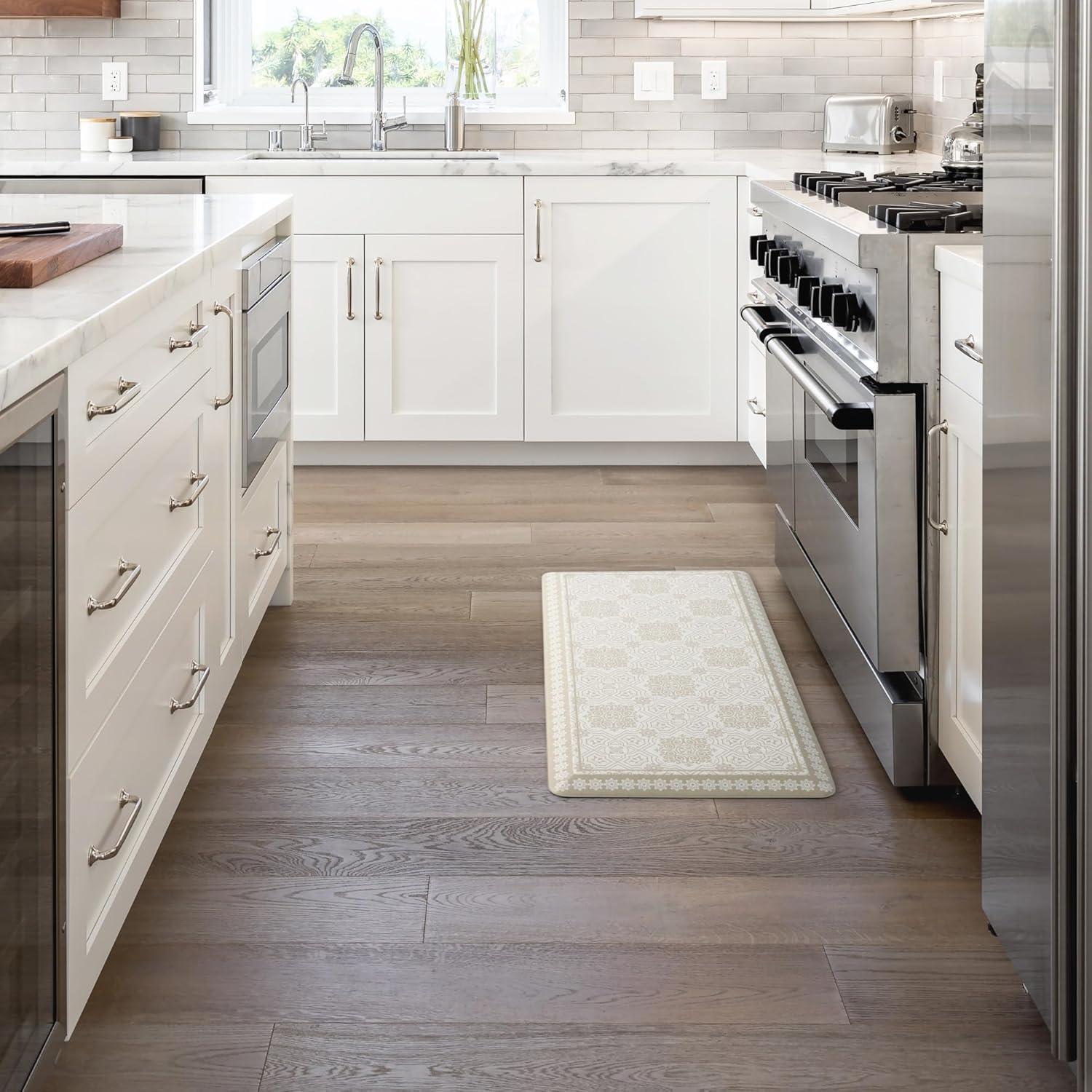 Martha Stewart MARTHA STEWART Comfort Anti Fatigue Strie Medallion Kitchen Mat 19.6”x39”