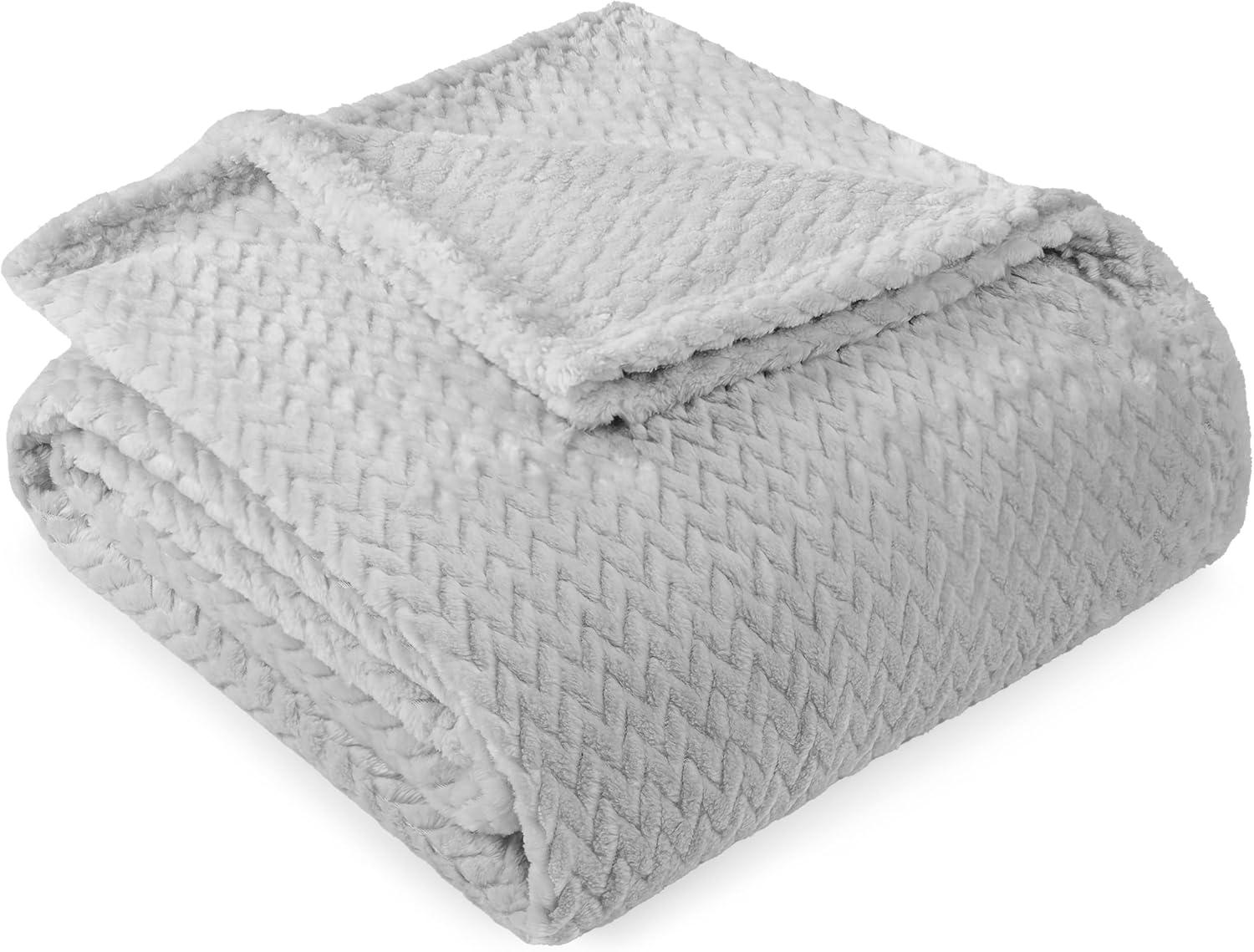 PAVILIA Soft Thick Fleece Flannel Ribbed Striped Throw Blanket, Luxury Fuzzy Plush Warm Cozy for Sofa Couch Bed