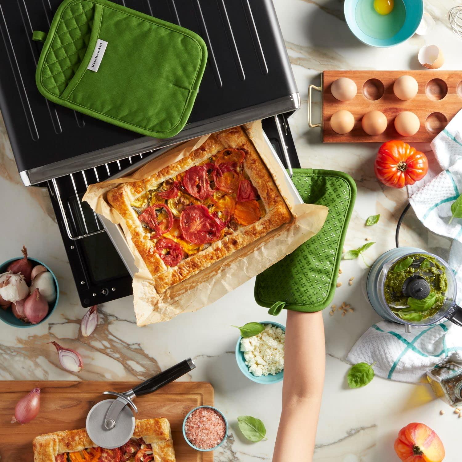 KitchenAid® KitchenAid Asteroid Pot Holder 2-Pack Set, (Set of 2)