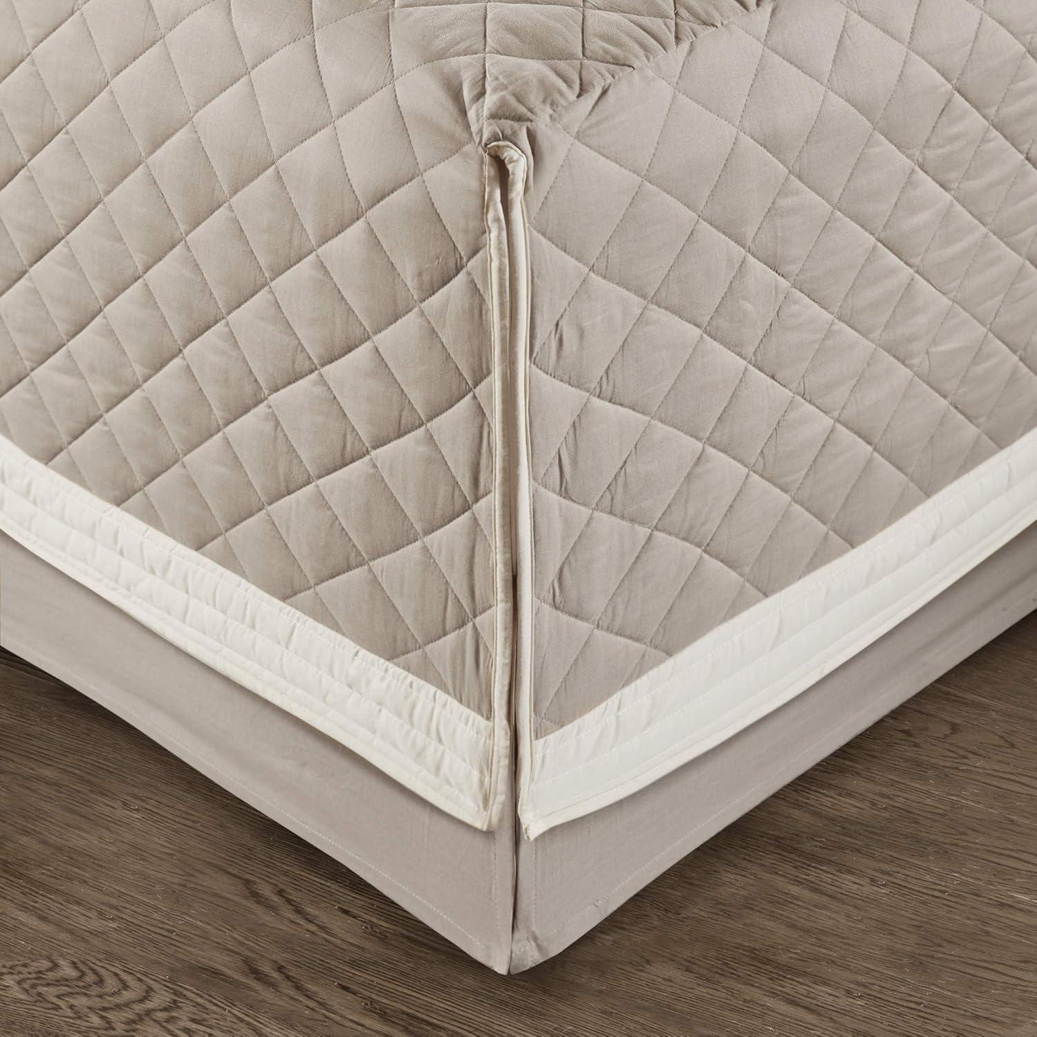 Ivory and Khaki Cotton Diamond Quilted Daybed Set