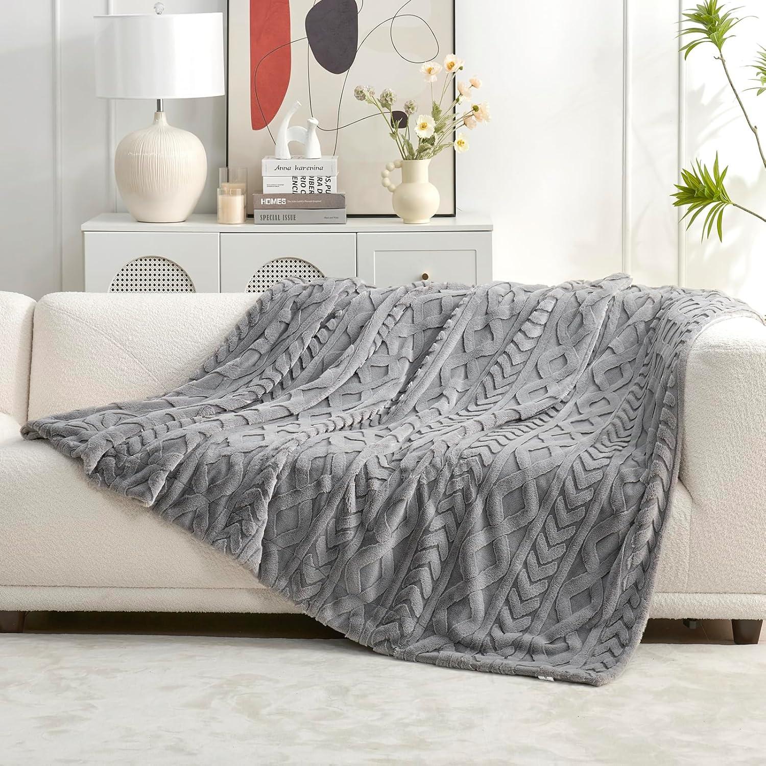 Cozy Bliss Soft Faux Fur Throw Blanket Plush Winter Blanket