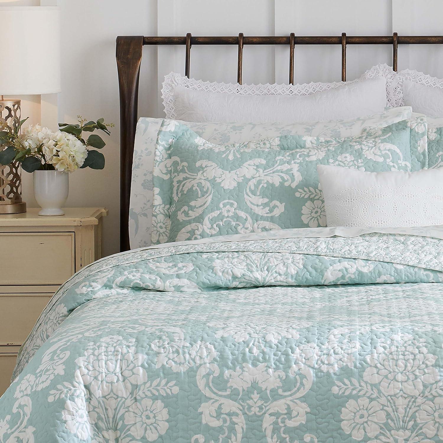 Laura Ashley Celina Patchwork Laura Ashley Reversible Cotton Quilt Set