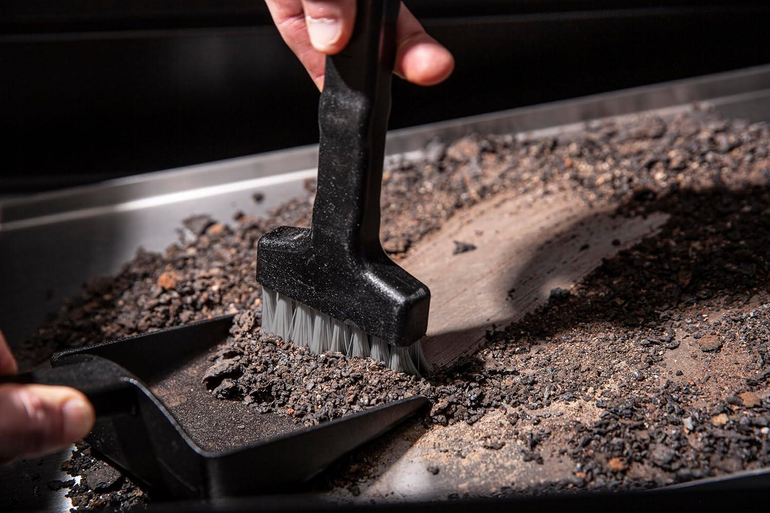 Broil King Black Resin Handle Grill Cleaning Kit with Stainless Steel Scrapers