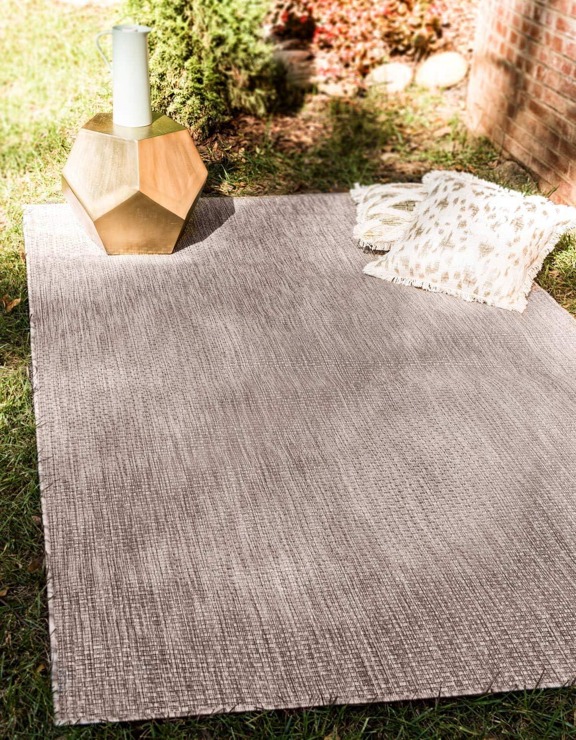 Unique Loom 4' 1 x 6' 1 Rectangle Indoor/Outdoor Solid Beige Area Rug