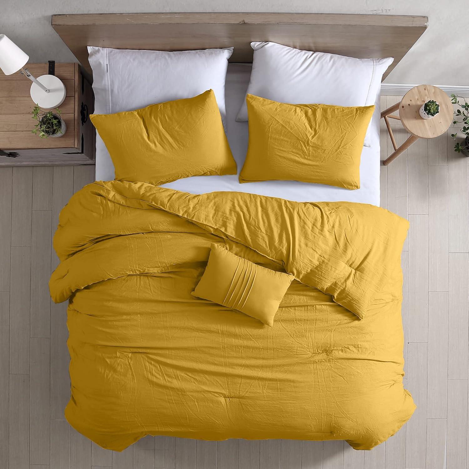 Modern Threads 4-Piece Garment-Washed Comforter Set.