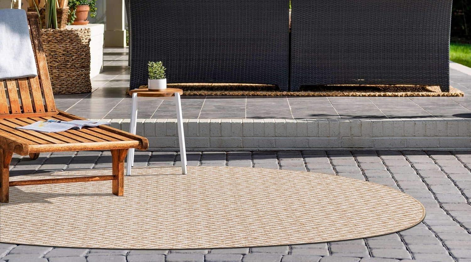 Beige Geometric Round Stain-Resistant Outdoor Rug