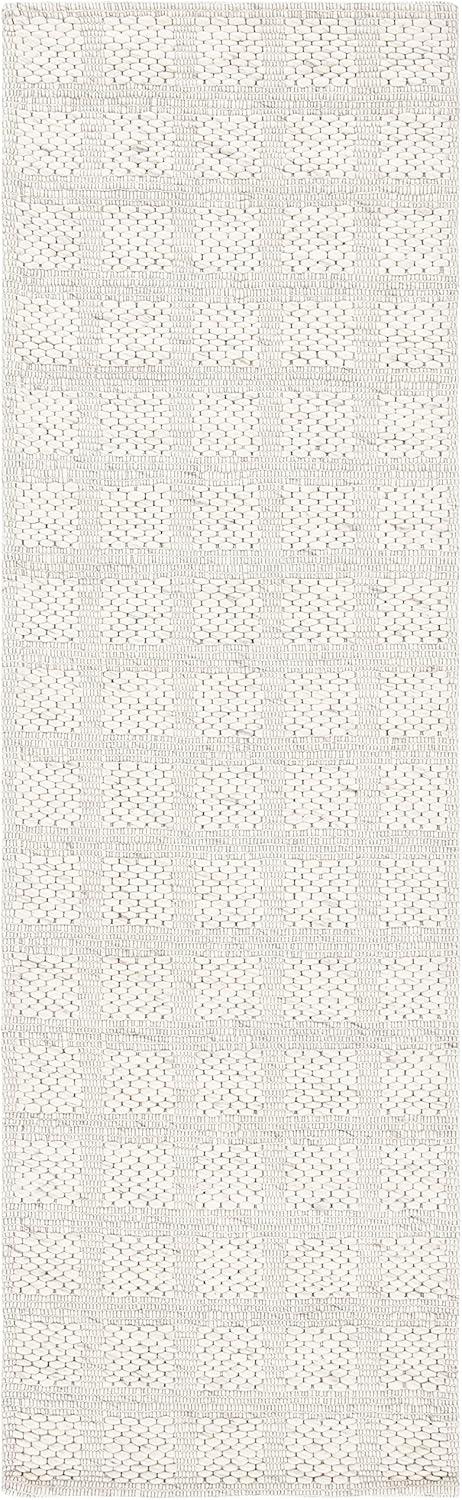 Marbella MRB525 Hand Loomed Area Rug - Beige - 8'x10' - Safavieh.