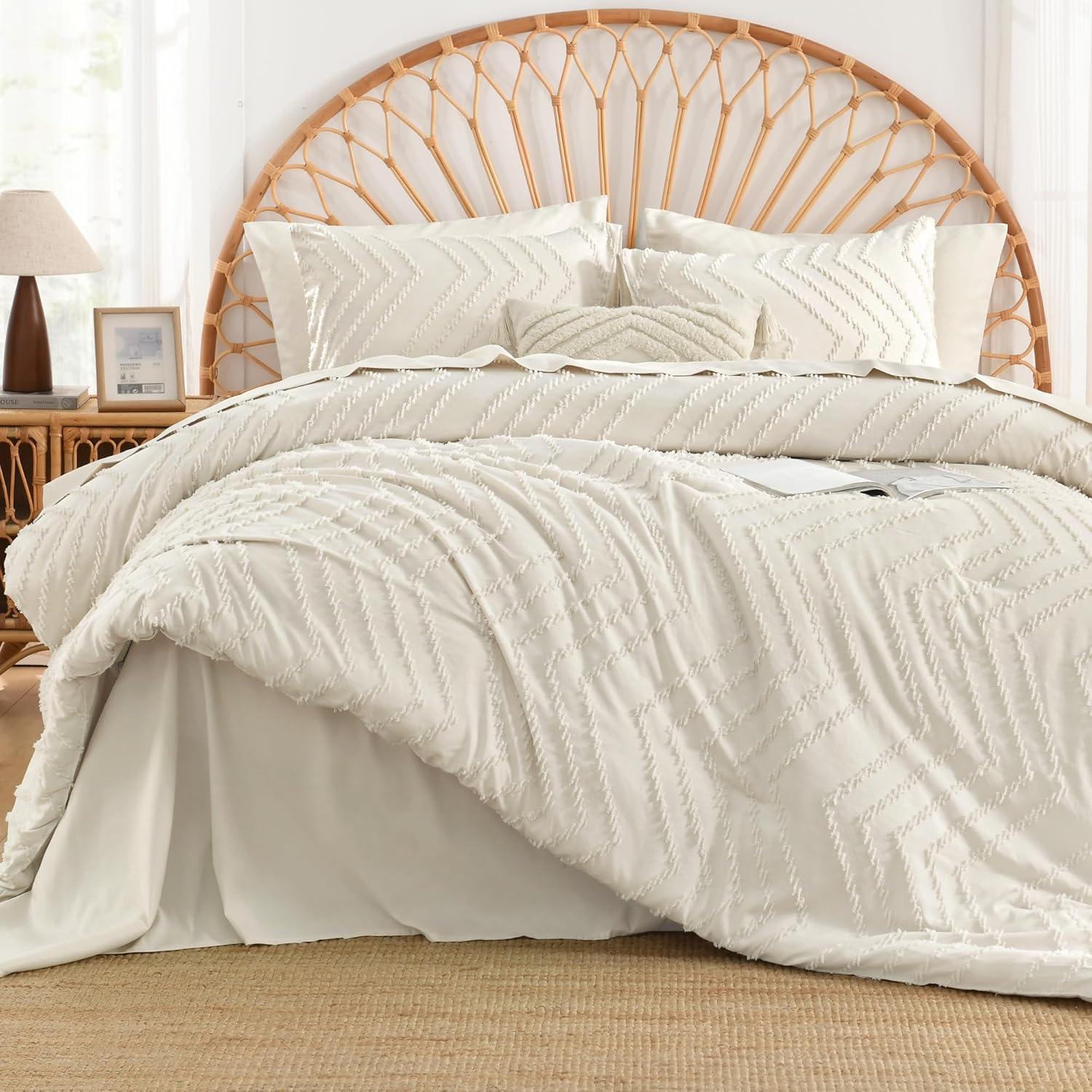 EVERGRACE Queen Size Comforter Set 7 Pieces Bed in a Bag for College Dorm, White Tufted Shabby Chic Boho Comforter and Sheet Set with Pom Pom Textured, Soft Fluffy Farmhouse Complete Bedding Set