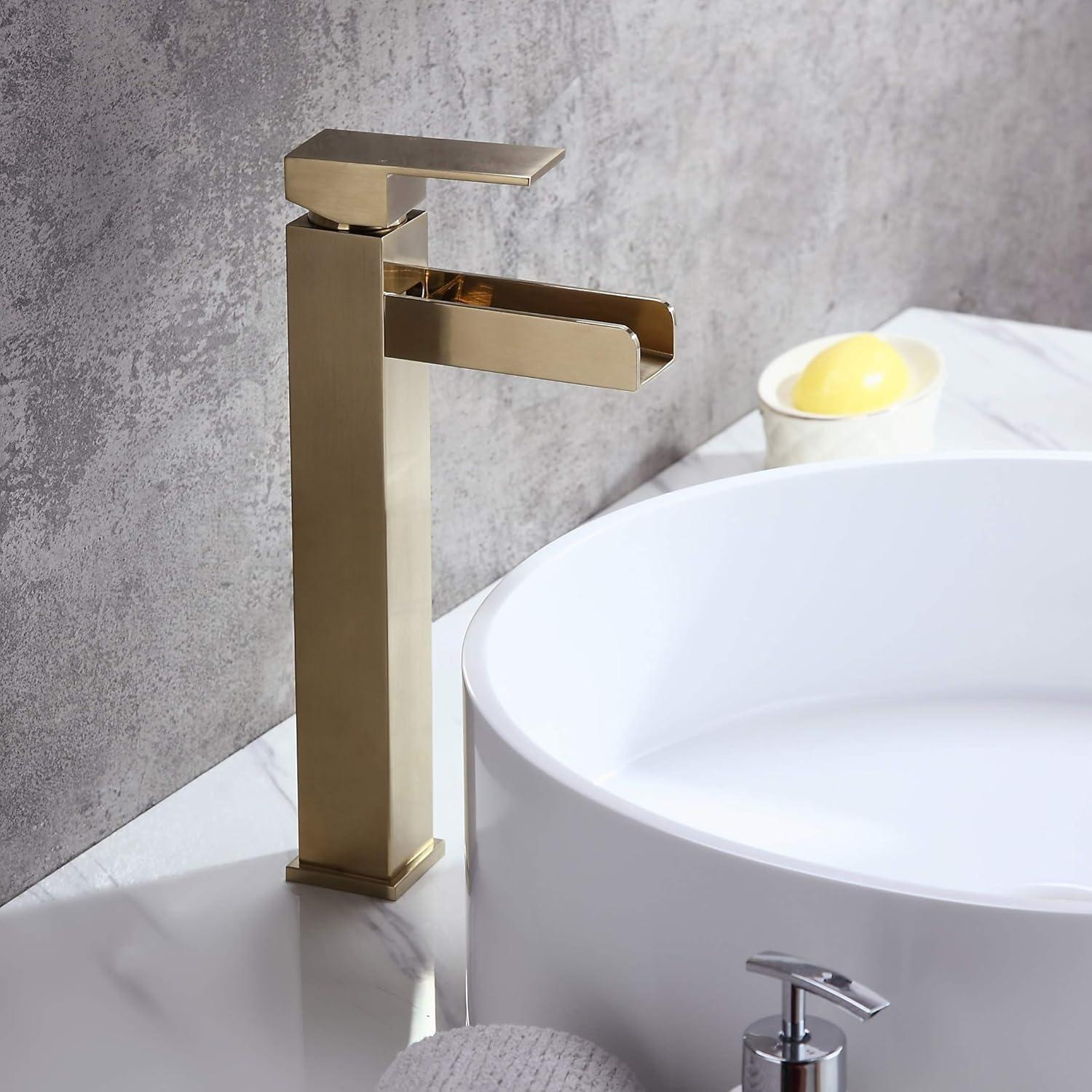 Vessel Sink Faucet Single-handle Bathroom Faucet with Drain Assembly