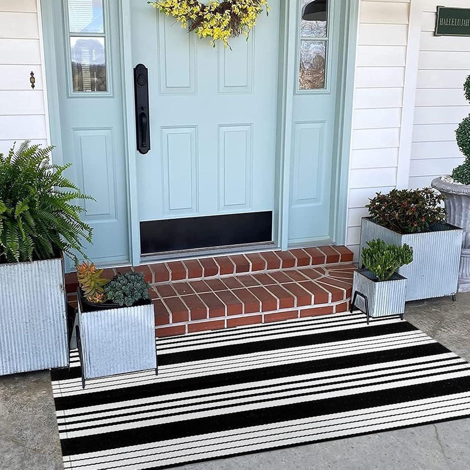 Black and White Striped Hand-Woven Outdoor Rug 24'' x 51''