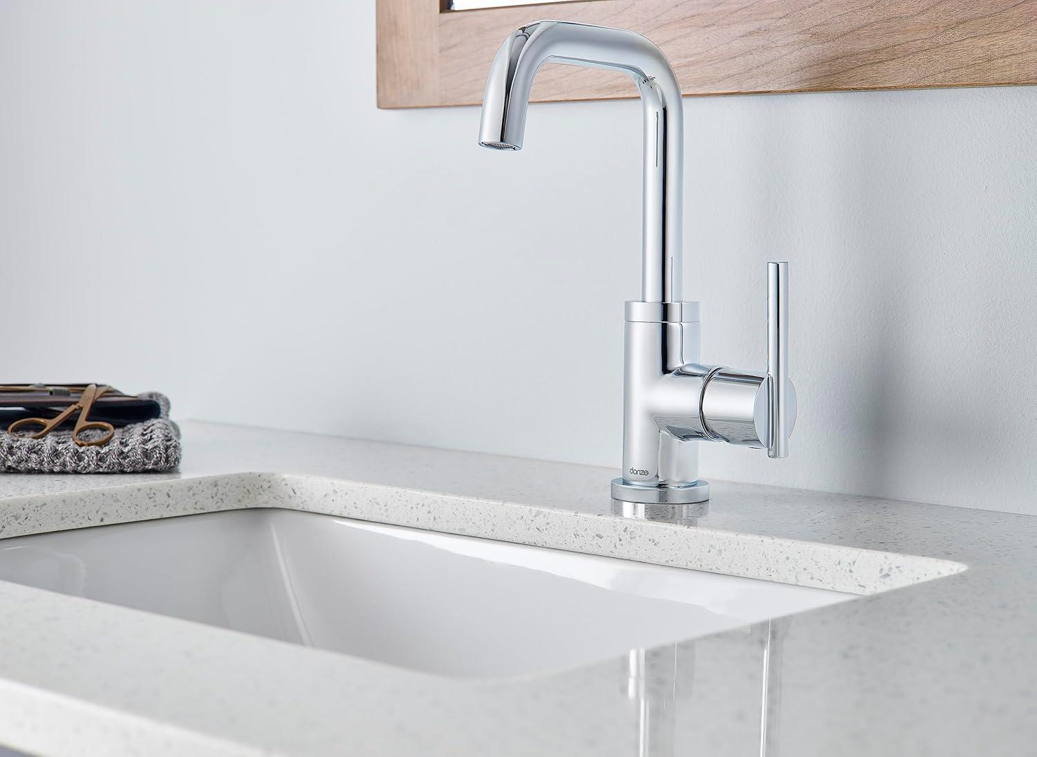 Parma Single Hole Bathroom Faucet with Drain Assembly