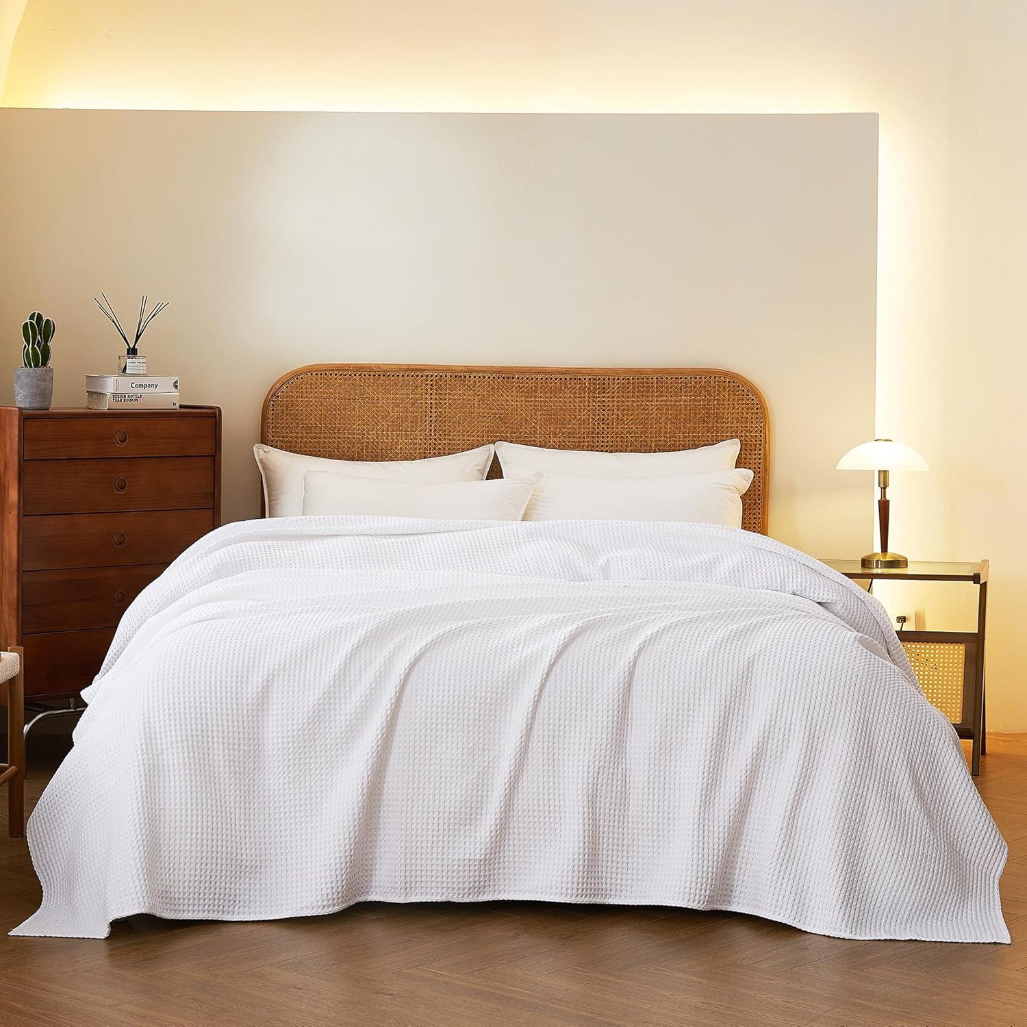 Shunjie.Home 100% Cotton Waffle Bed Blanket Queen Size, Throw Blanket for Couch All Seasons (White, 90x90)