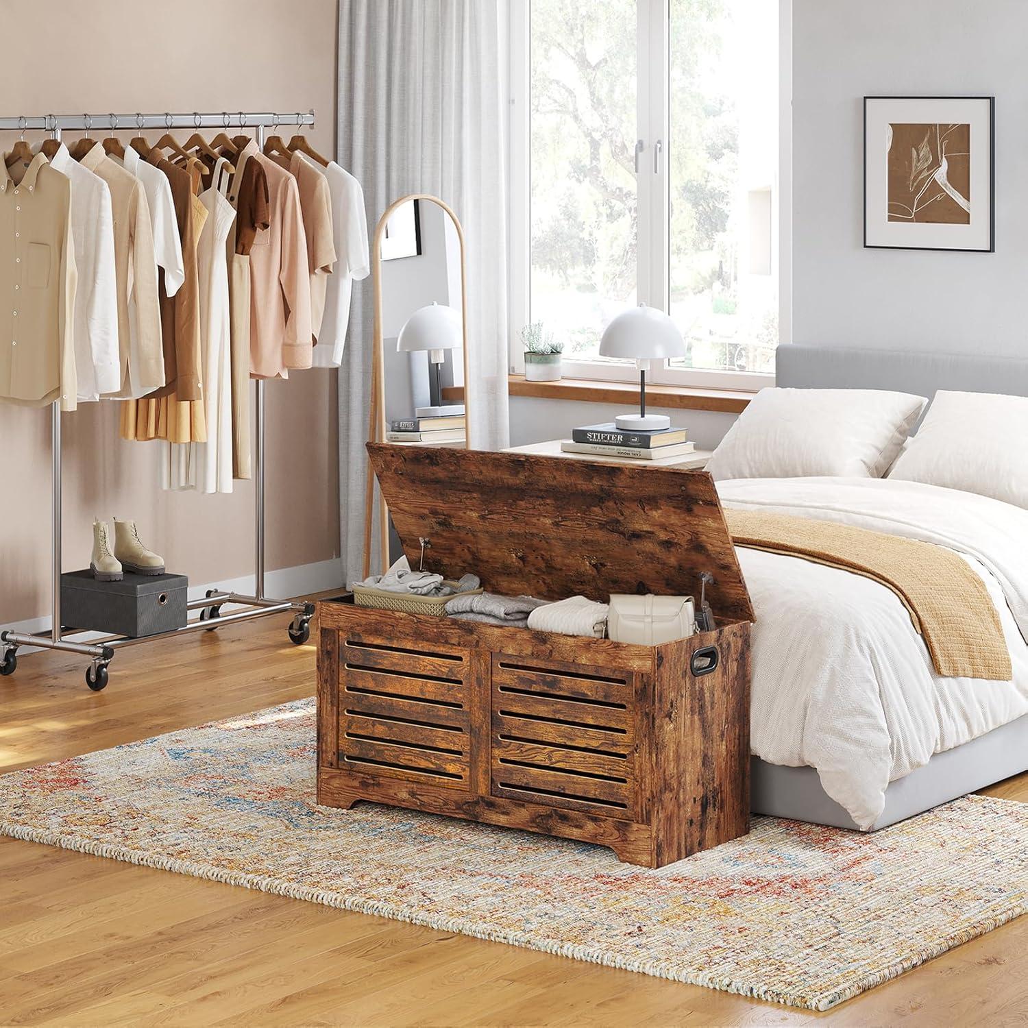 DINZI LVJ Storage Chest, Flip-Top Wooden Toy Box with 2 Safety Hinges, Retro Entryway Shoe Bench, Sturdy Large Storage Trunk for Living Room, Bedroom, Toddler Room, Easy Assembly, Rustic Brown